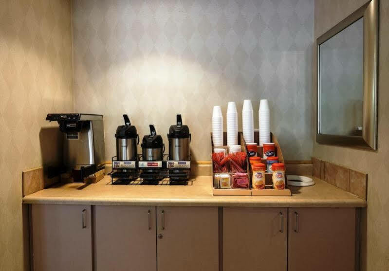 Red Roof Inn Plus Boston - Mansfield - Foxboro Kültér fotó